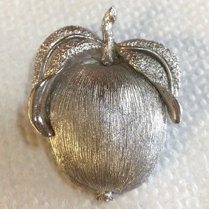 Vintage SARAH COV Apple Silver Tone Brooch